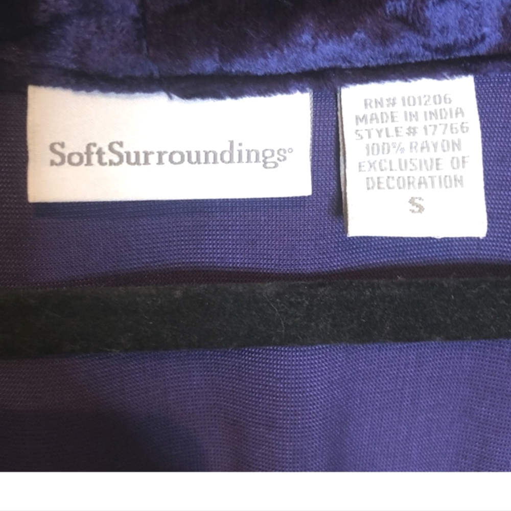 Soft Surroundings Deep Crushed Velvet Embroidered Robe - Picture 5 of 8